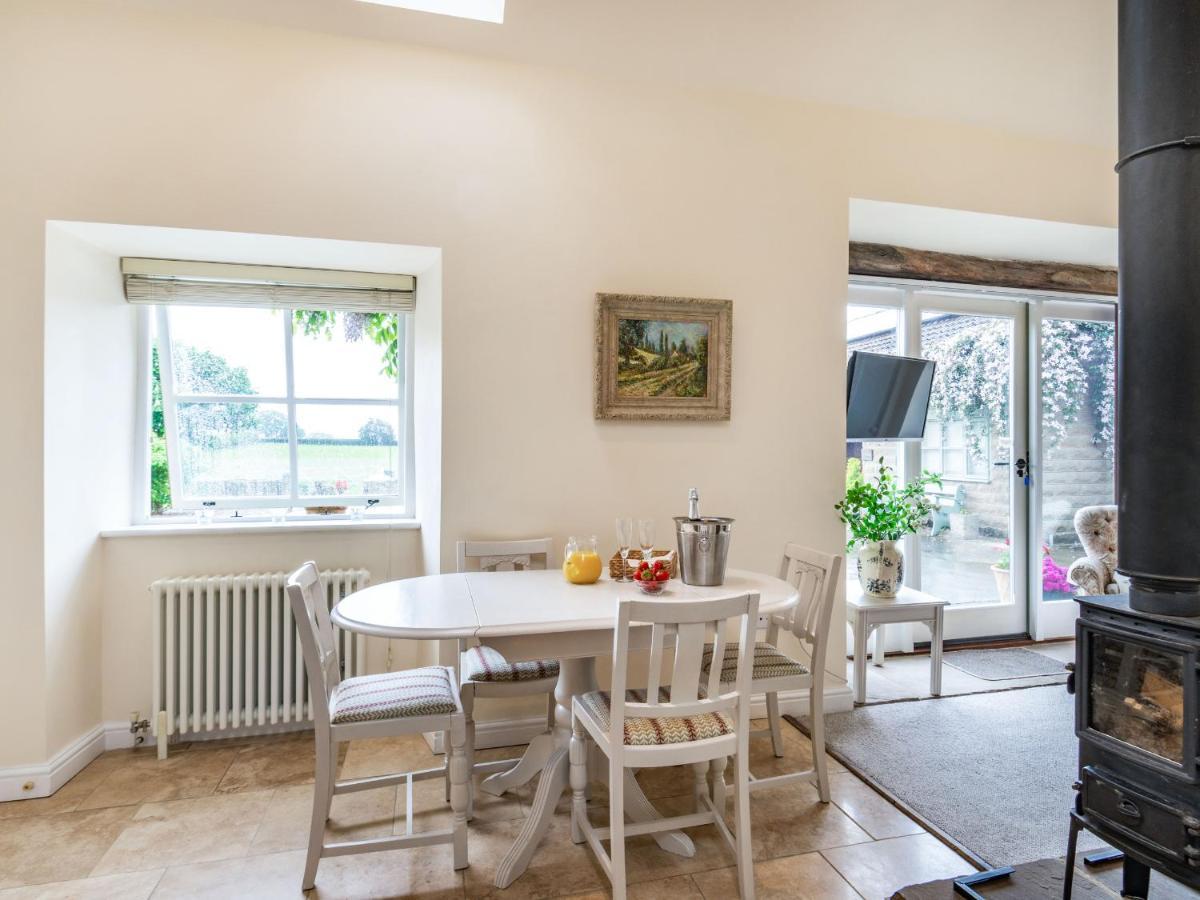 Brook Cottage Stearsby エクステリア 写真